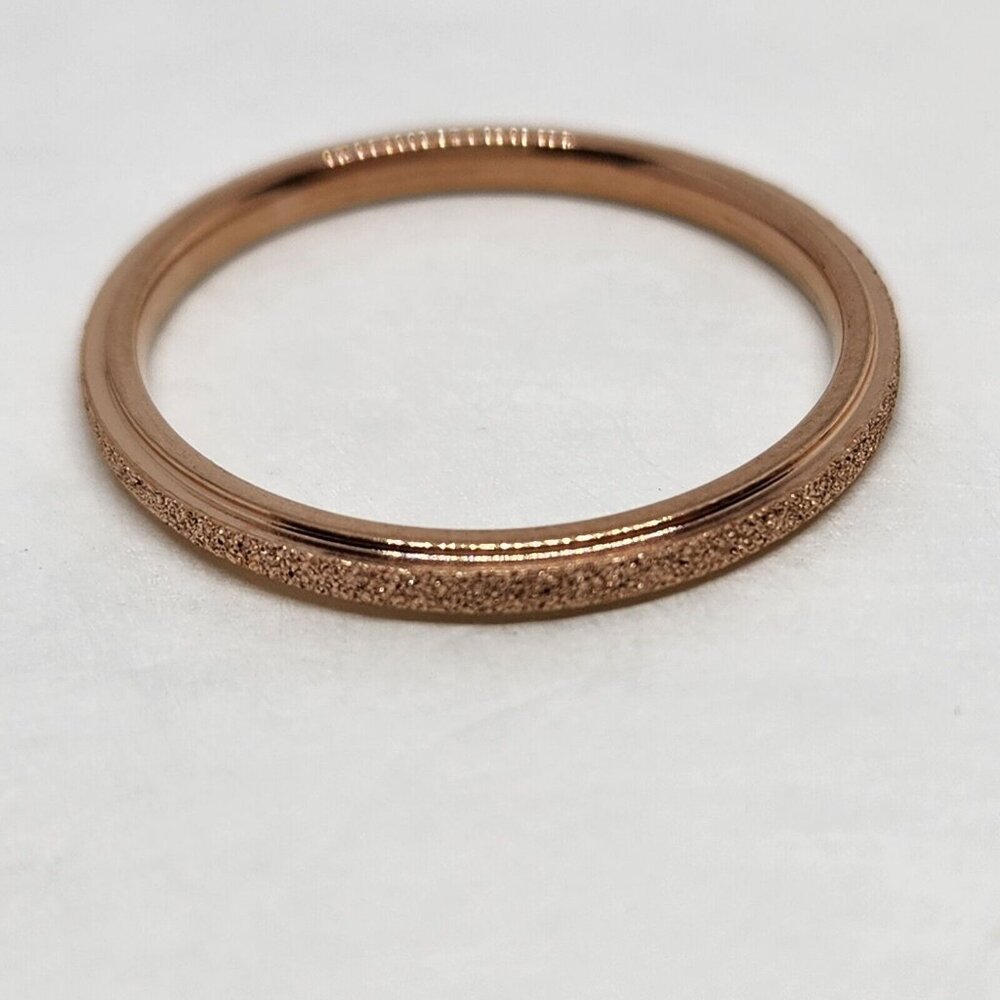Rose Gold Tone Skinny Band Fashion Jewelry Textured Ring Size 10.5